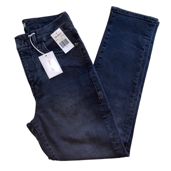 NWT Good American Good Classic Jeans in Black - Picture 3 of 10